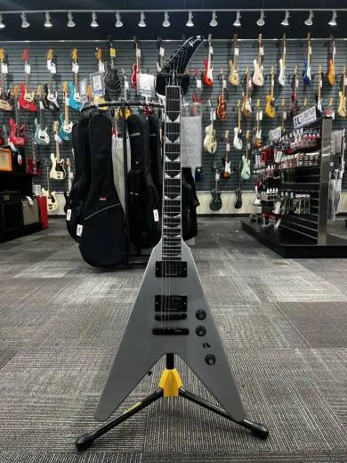 Store Special Product - Gibson Dave Mustaine V